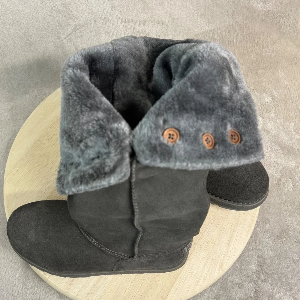 SKECHERS Women's Boots Sz 5 Suede Keepsakes Freezing Point Slouch Faux Fur Shoes